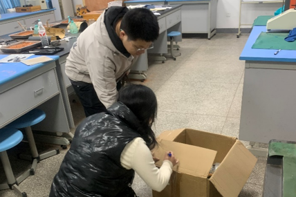 学院积极开展本科教学实验室搬迁工作