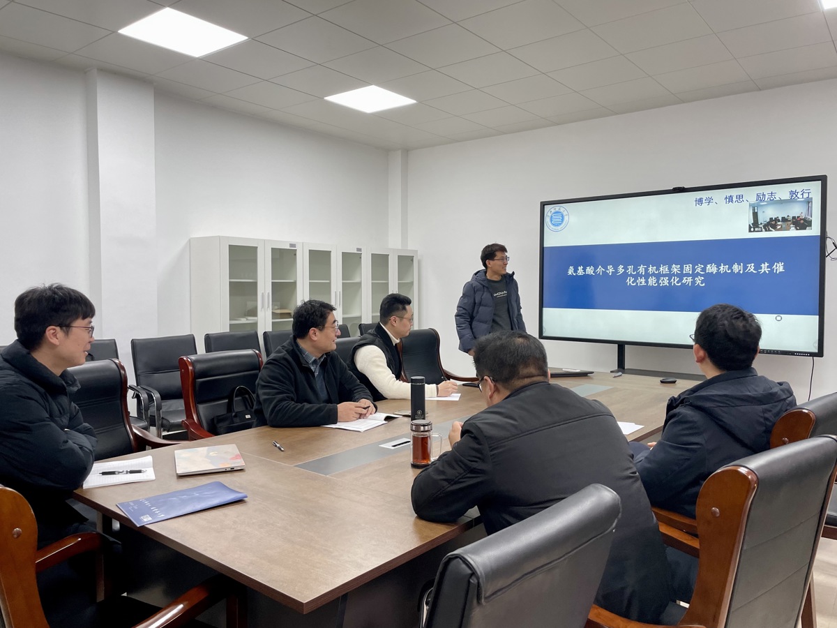 ea7557d32f7a4039a624b95ea21d8fbe.jpg ea7557d32f7a4039a624b95ea21d8fbe.jpg