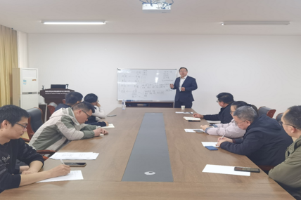 学院举办教师教学创新大赛专题辅导会