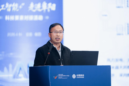 【校友风采】阜阳师范大学物理与电子工程学院副院长、物理学国家级一流本科专业建设点负责人——张朋